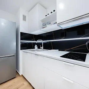 Unitapartament Centrum In By Metro Rondo Onz Super Wygodne Zapraszamy Апартаменты